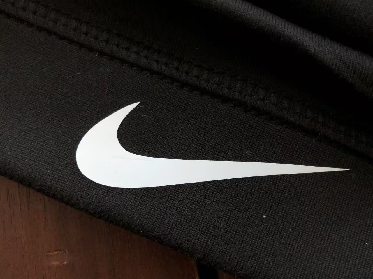 Nike Dri-FIT Skull Cap / Beanie Liner