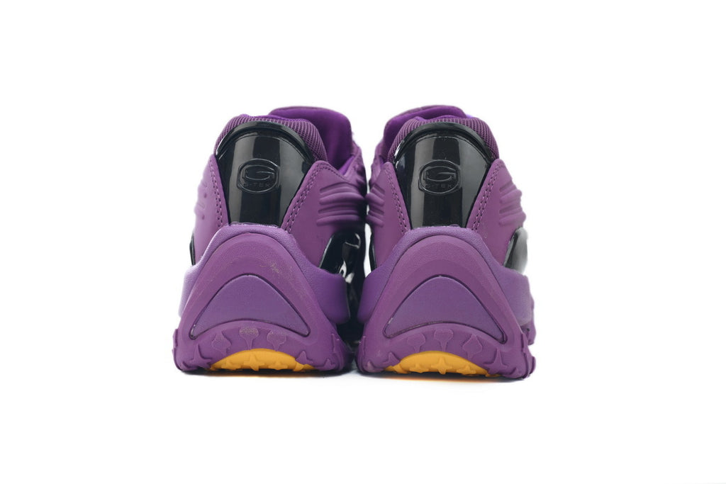 Nike Hot Step 2 x Drake NOCTA Schwarzer Fersenclip, violettes Obermaterial