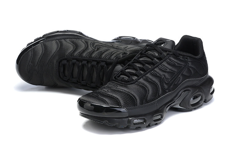 Nike Air Max Plus "TN" Triple Black