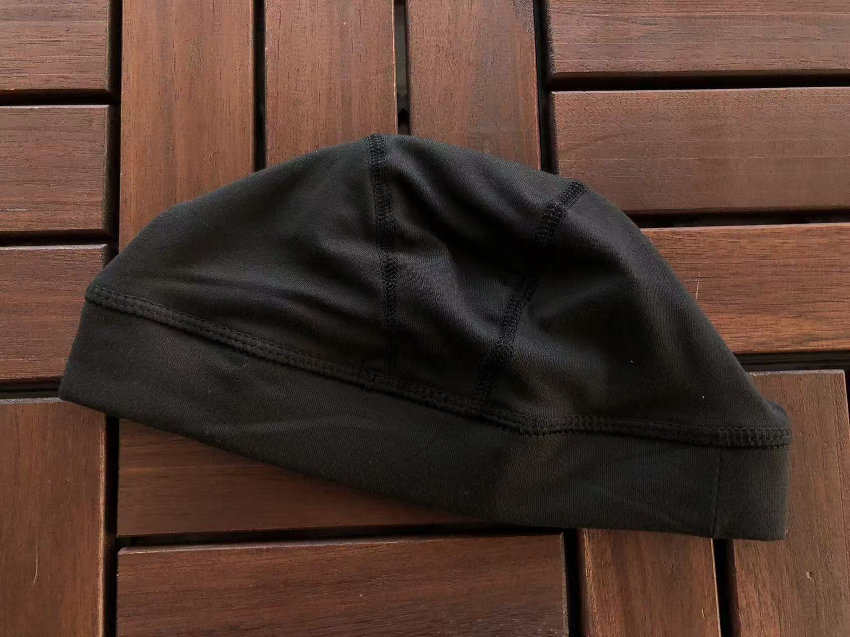 Nike Dri-FIT Skull Cap / Beanie Liner