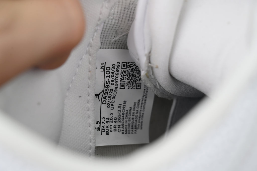 Air Jordan 3 x Fragment Design "White/Black