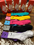 Nike Everyday Plus Cushioned Crew Socks - 5 Pack Gift Box