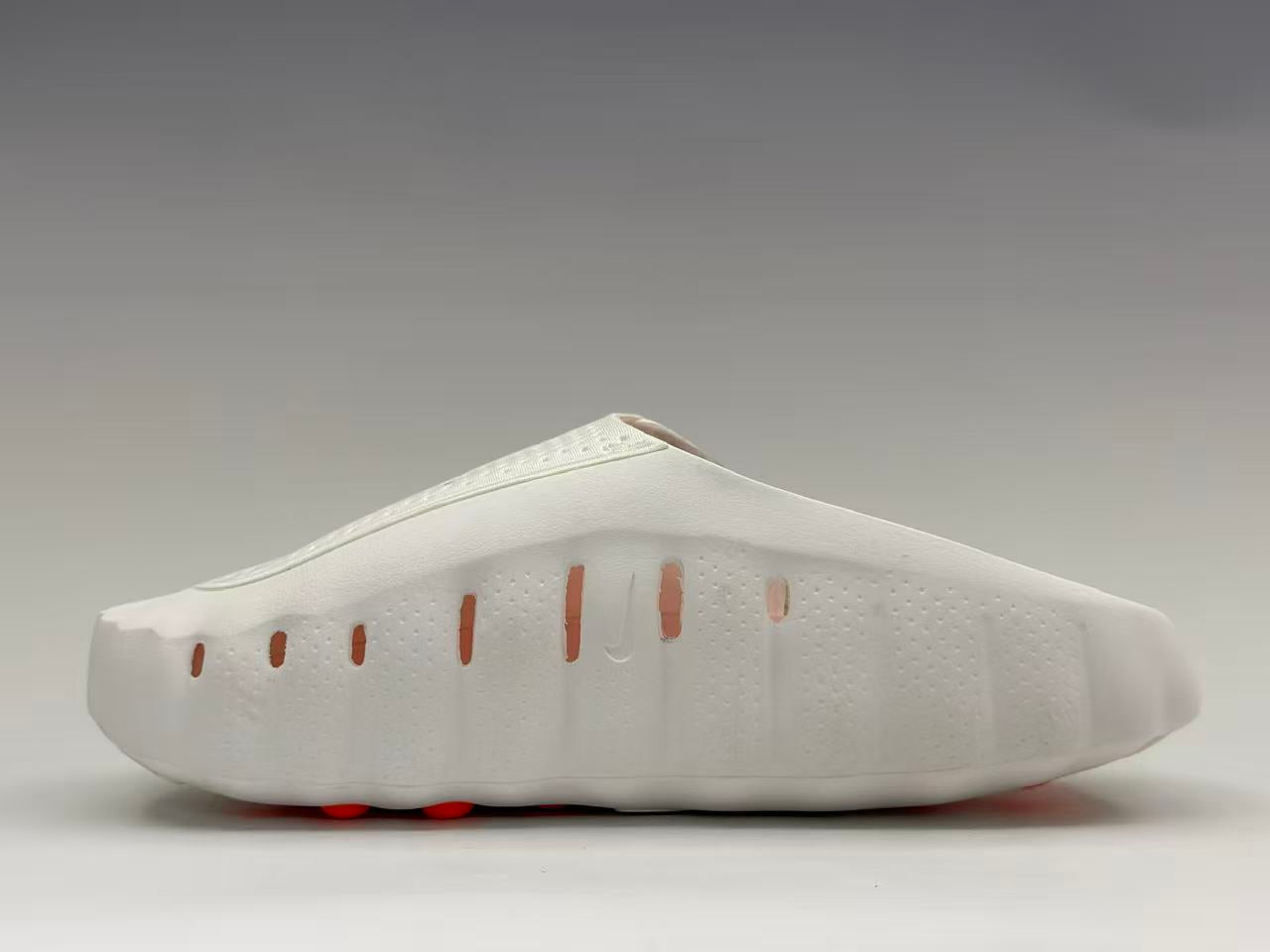 Nike mind slides 001