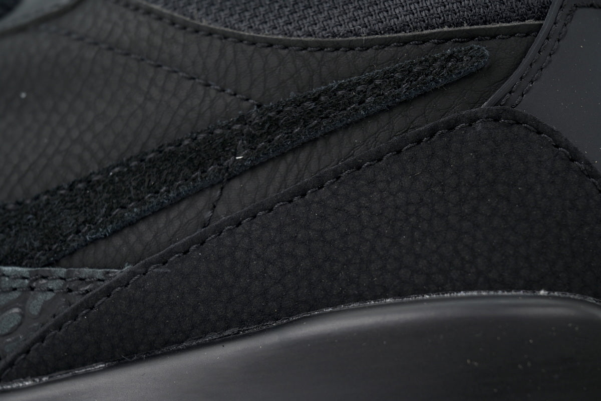 Jordan Legacy 312 Low 
Triple Black* - all black elephant