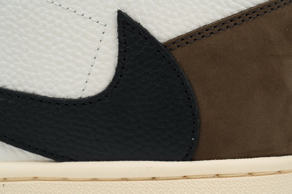 Air Jordan 1 High x Travis Scott OG "Mocha