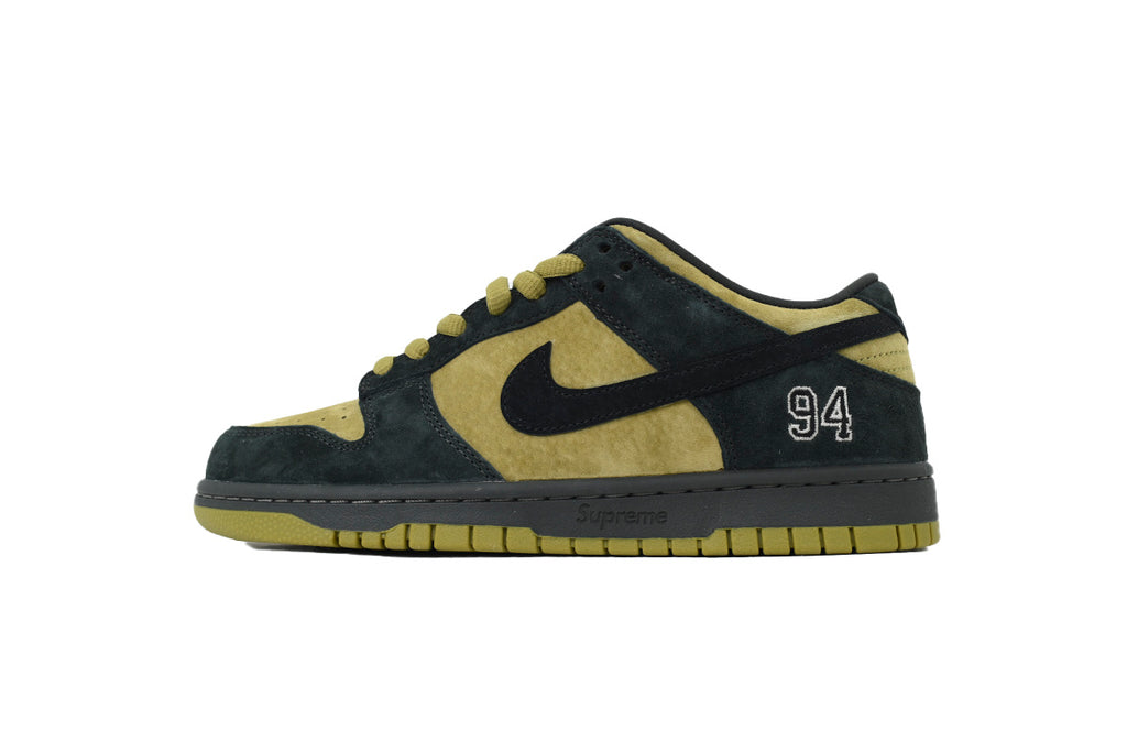 Nike SB Dunk Low x Supreme Jewel Olive/Black