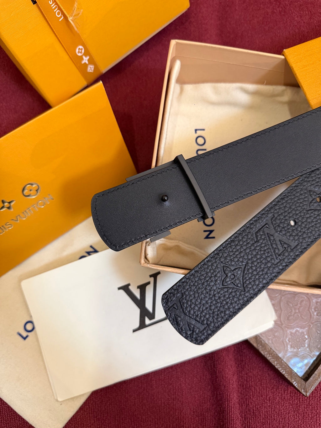 Black Monogram Shadow LV Initiales 40mm
