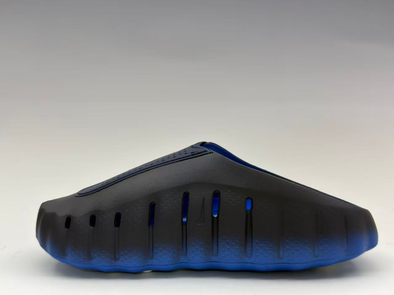 Nike mind slides 001