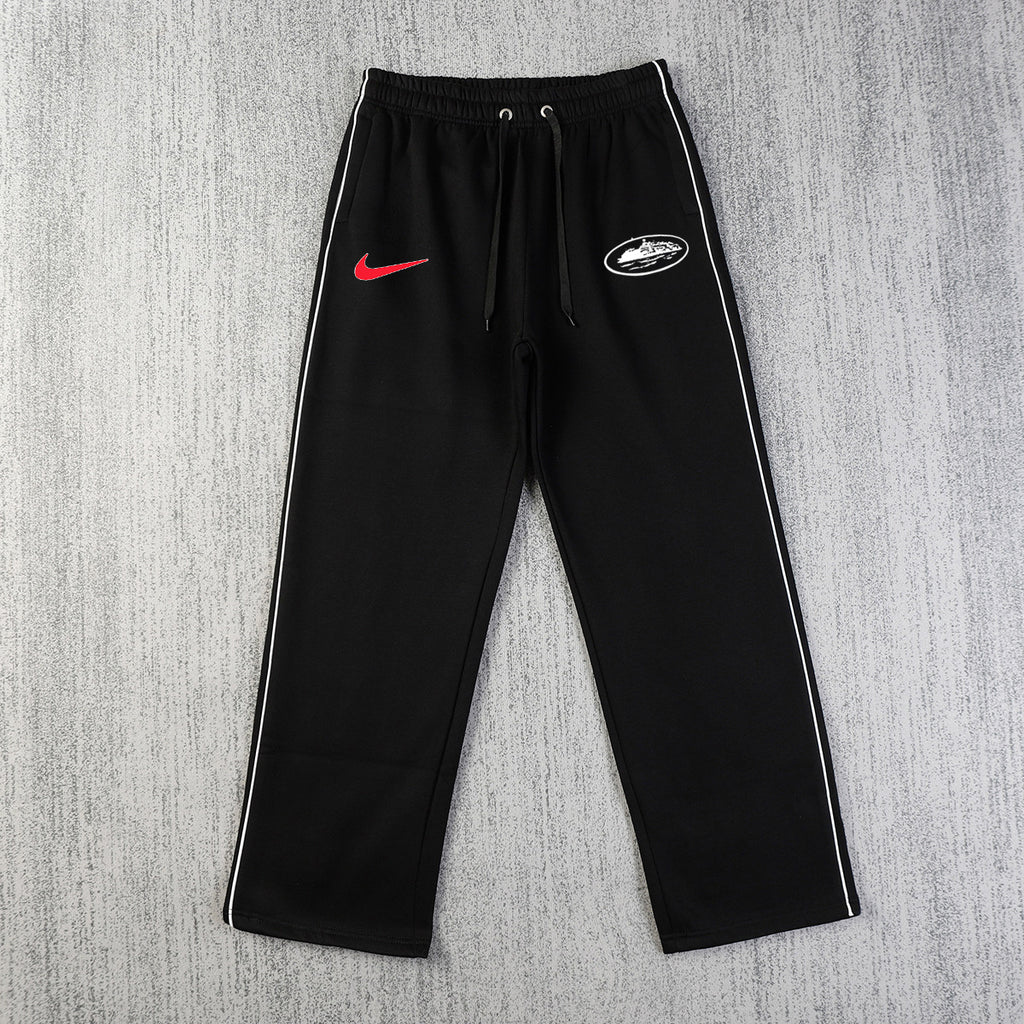 Corteiz x Nike Trainingsanzug - "Alcatraz Komplettset