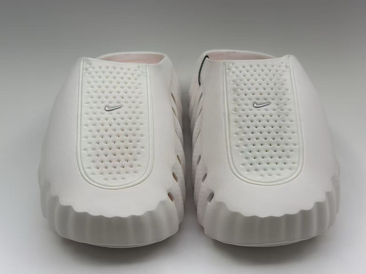 Nike mind slides 001