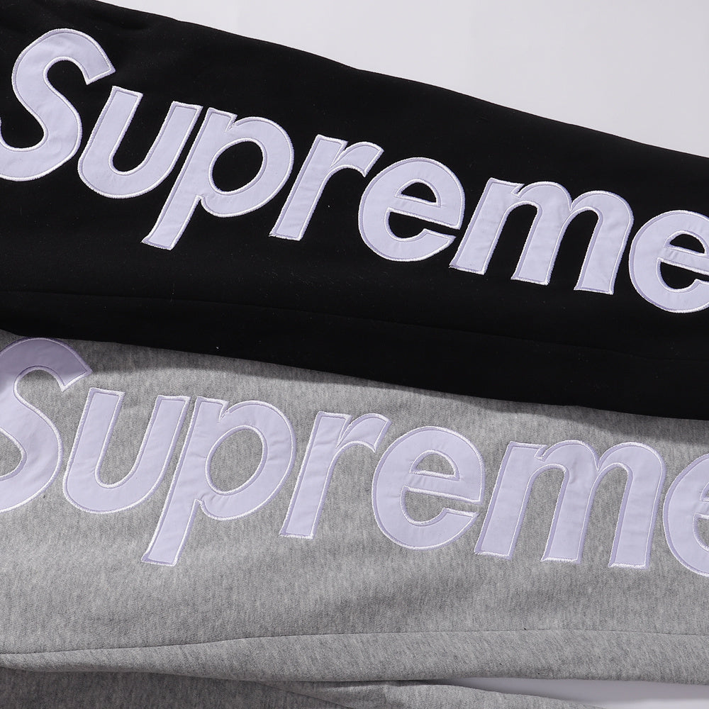 Supreme Reverse Logo Pullover2-teilig
